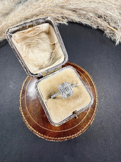 New Diamond Engagement Ring In 9 Carat White Gold