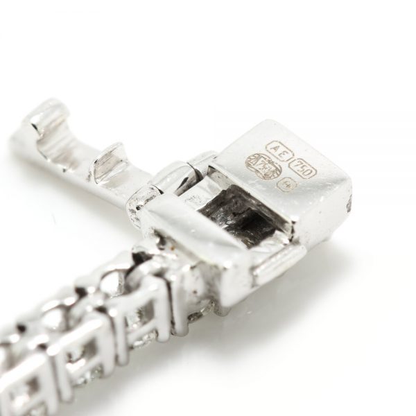 Diamond Line Tennis Bracelet in 18ct White Gold, 4.64 carat total