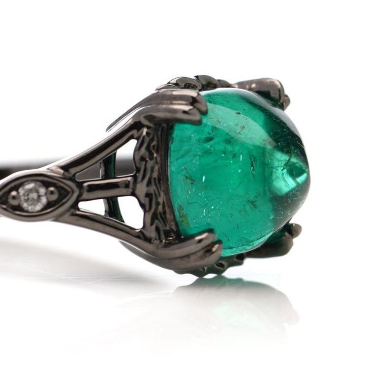 1.34ct Pyramidal Cabochon Cut Emerald Ring