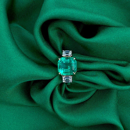 5.82ct Natural Colombian Emerald and Diamond Ring with Certificate