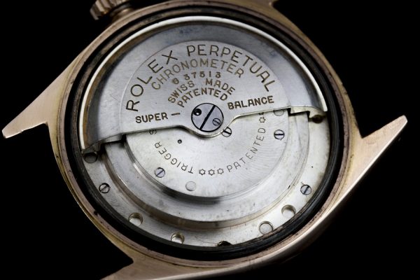 Rolex Oyster Perpetual 4467 18ct Rose Gold Bubble Back Automatic Chronometer, with box and papers, Circa 1947