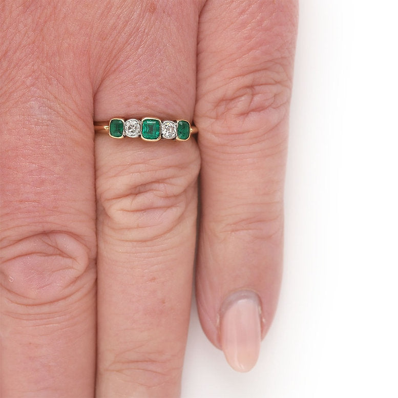 Antique Emerald and Diamond 5 Stone Ring 18ct Yellow Gold