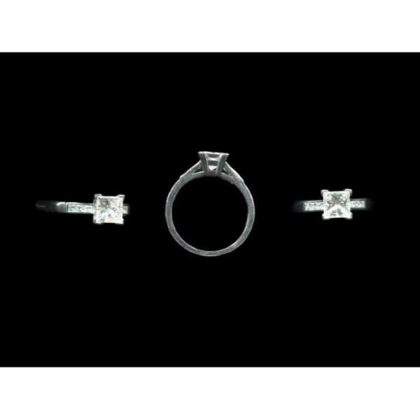 1.03ct Princess Cut Diamond Engagement Ring