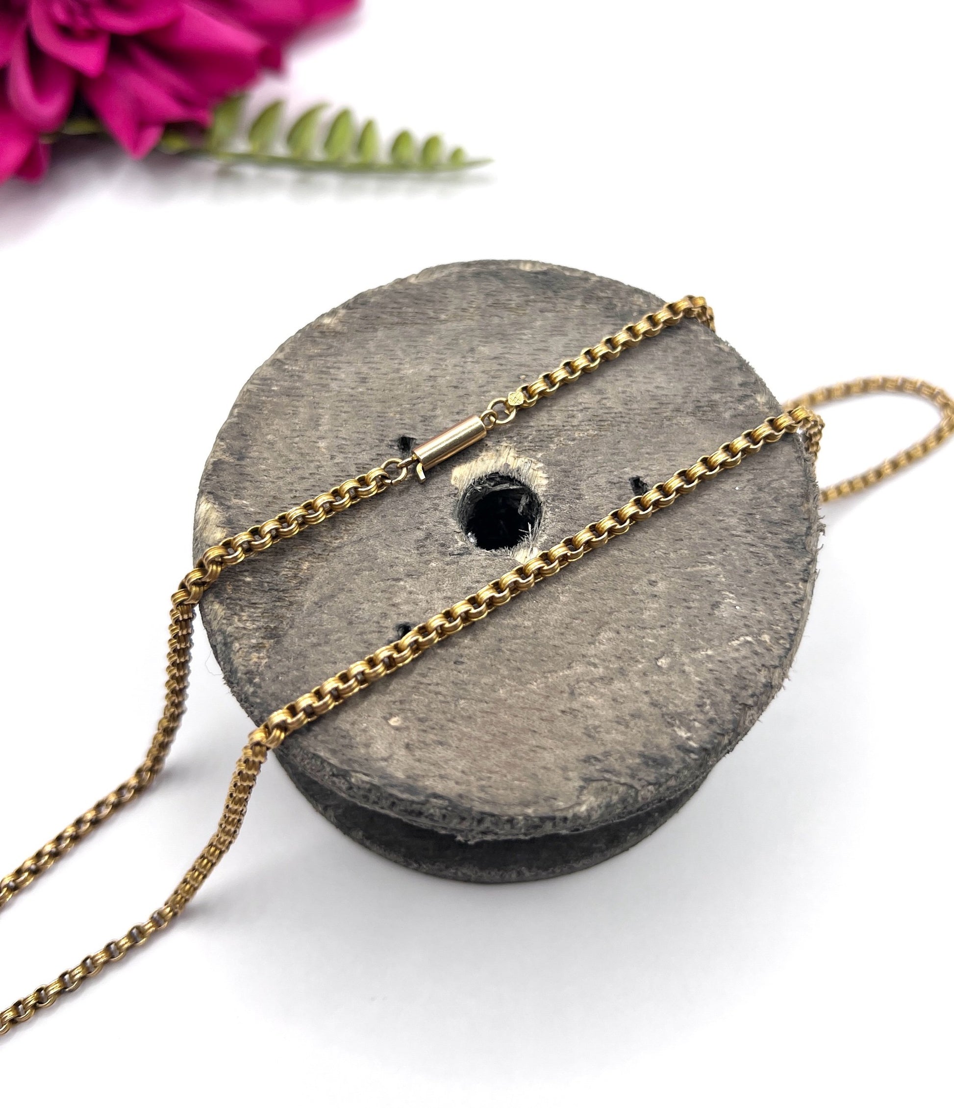 Antique 15ct Yellow Gold, 19 Inch Fancy Round Belcher Link Chain