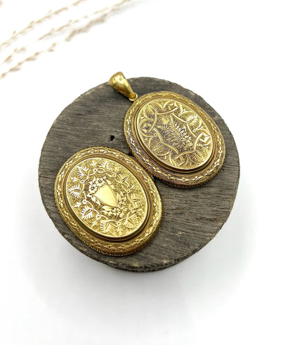 Victorian Antique Large 15ct Yellow Gold Engraved Oval Locket Pendant