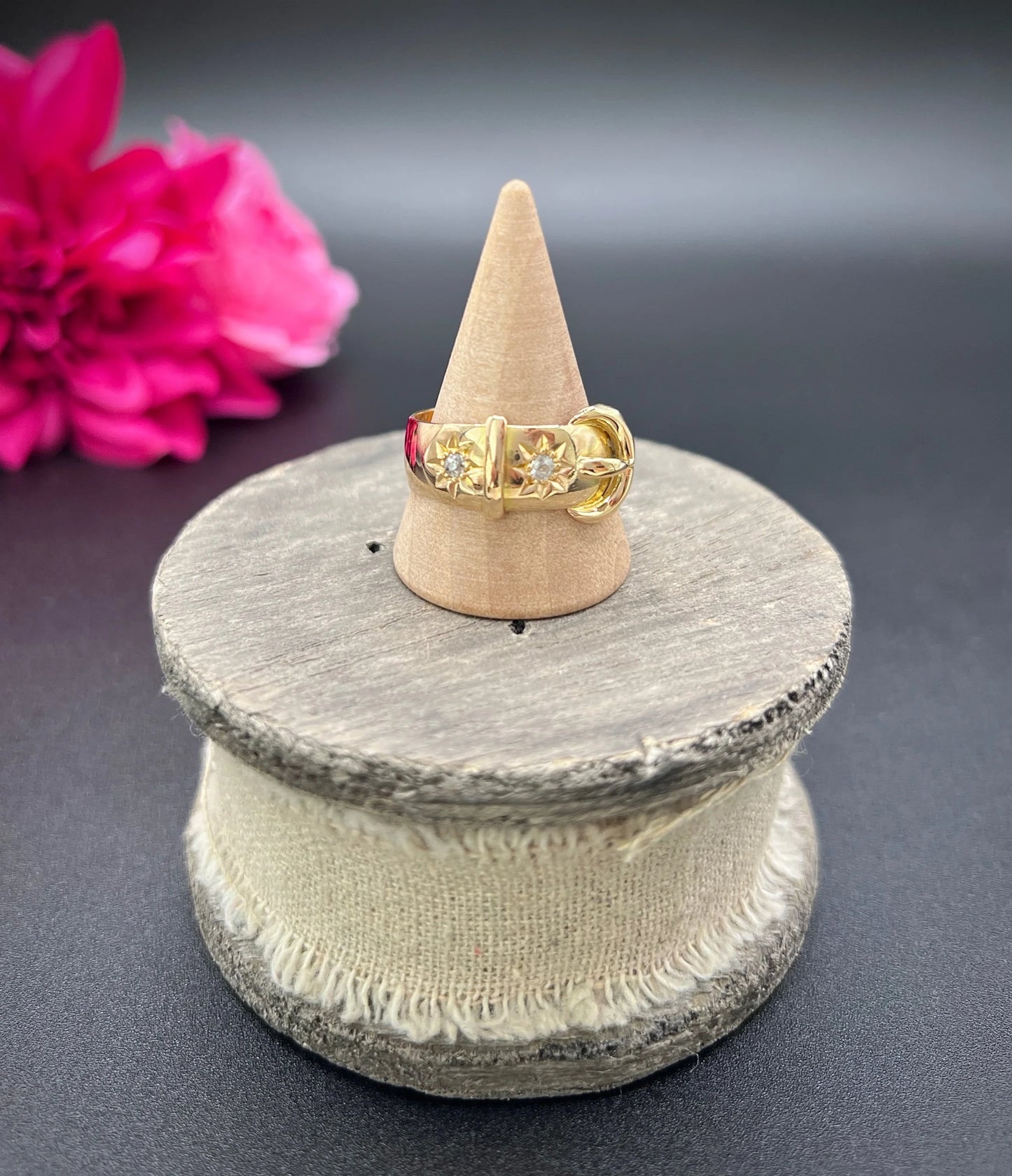 Antique 18ct Yellow Gold, Star Set Diamond Buckle/Belt Ring, Hallmarked Birmingham 1919