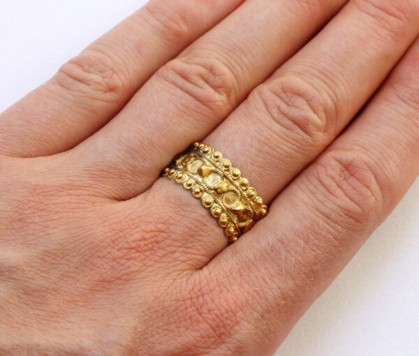 18th Century Antique Georgian Gold Ring, Circa 1781