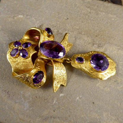 Antique Victorian Amethyst and 15ct Yellow Gold Bow Brooch with Drop