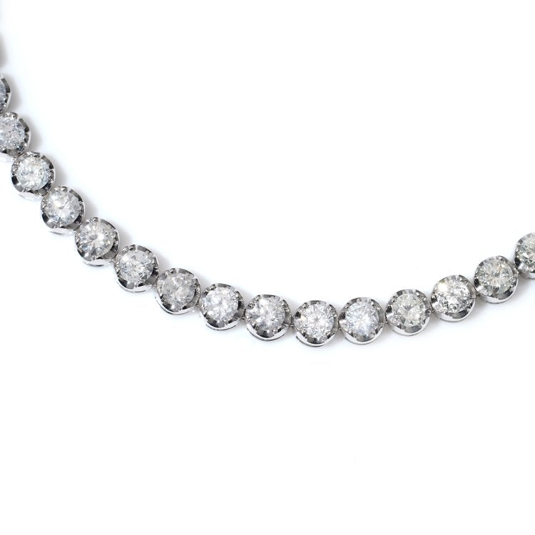 3ct Diamond Tennis Bracelet in 18ct White Gold, set with 48 round brilliant-cut diamonds totalling 3.00 carats