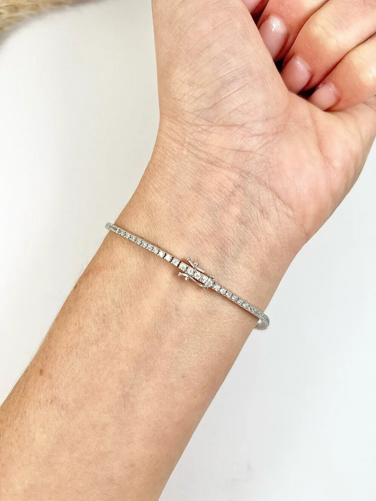 Vintage 2ct Diamond Line Tennis Bracelet in 14ct White Gold