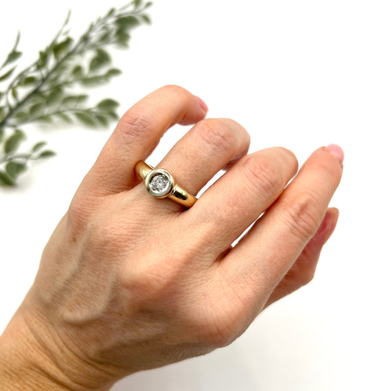 Vintage 18 Carat Yellow Gold Brilliant Cut Diamond Solitaire Ring, 0.25 Carat