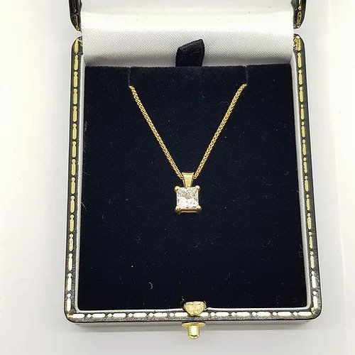 Princess Cut Diamond Single Stone Pendant Necklace; 1.00 carat princess cut diamond, four-claw set in 18ct yellow gold, colour H, Clarity VS1
