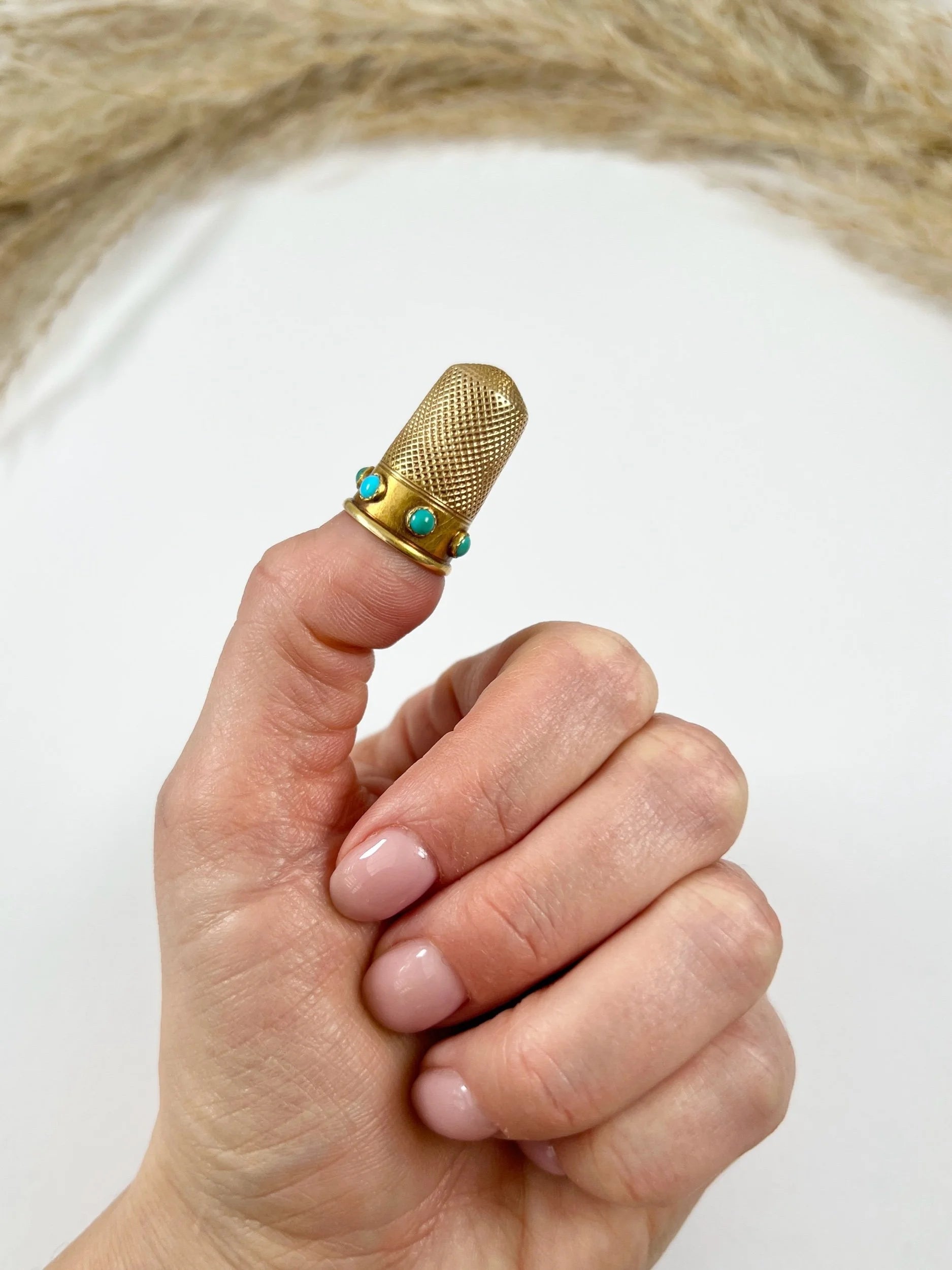 Antique 15ct Yellow Gold & Turquoise Victorian Gold Thimble with Original Antique Box
