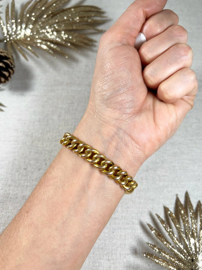 Victorian 15 Carat Yellow Gold Curb Link Bracelet with Heart Padlock Clasp, Circa 1880