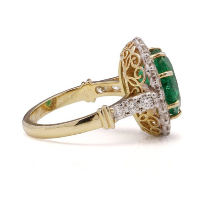 Vintage 10.76ct Zambian Emerald and Diamond Cluster Ring