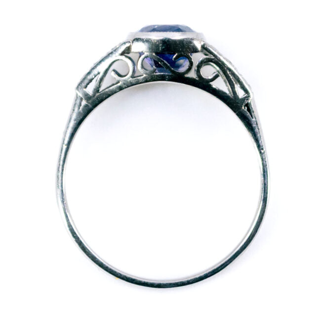 Vintage Art Deco Sapphire and Diamond Ring