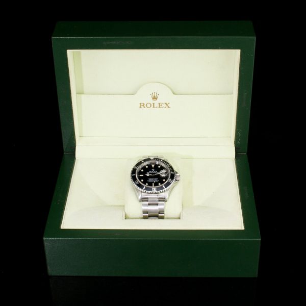 Rolex Submariner 16610 Stainless Steel Automatic Watch