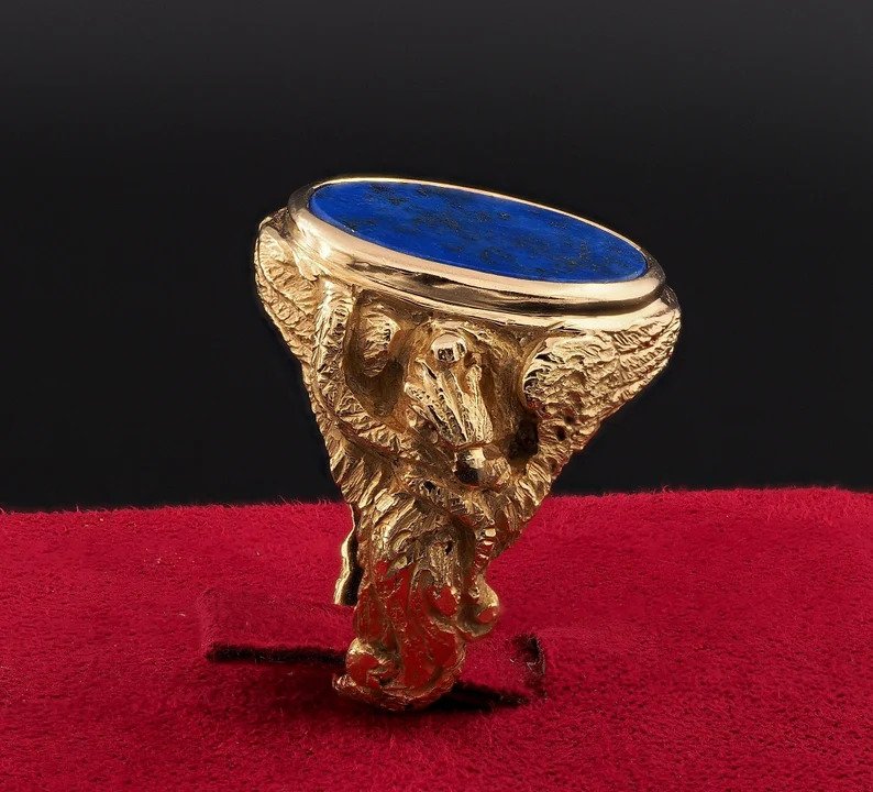 Vintage Retro Lapis Lazuli and Sculptured Gold Gents Signet Dress Ring