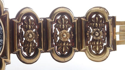 Antique 19th Century 18ct Yellow Gold Bracelet Depicting Cornucopia