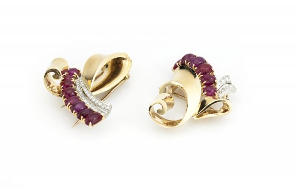 Vintage Trabert and Hoeffer Mauboussin Retro 9.00ct Ruby and Diamond Double Clip Brooch, in 14ct yellow gold, Signed, Circa 1940s