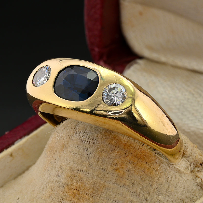 Vintage 1.20ct Sapphire and Diamond Trilogy Band Ring in 18ct Yellow Gold Unisex Ring