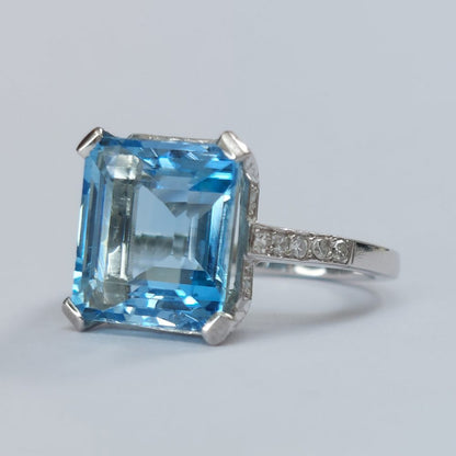 Art Deco Aquamarine and Diamond Dress Ring