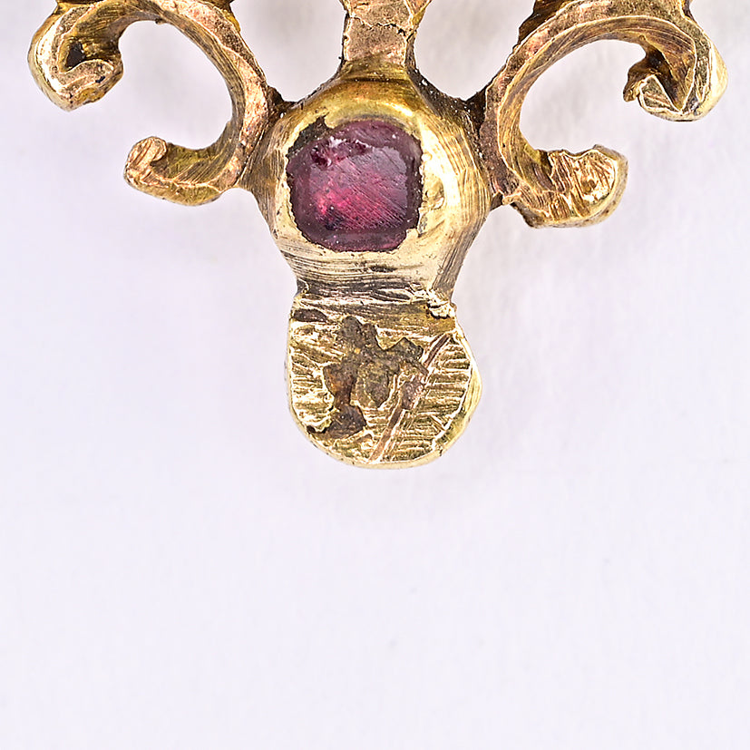 Georgian Antique Table Cut Garnet and Ruby Set 18ct Yellow Gold Cross Pendant, Mid 18th century Circa 1740