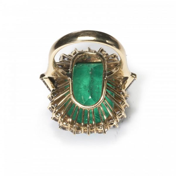 Vintage Colombian Emerald and Diamond Cluster Ring, 21.00 carats