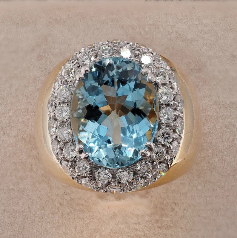 Vintage 1940s Retro 6.20ct Aquamarine and Double Diamond Cluster Dress Ring