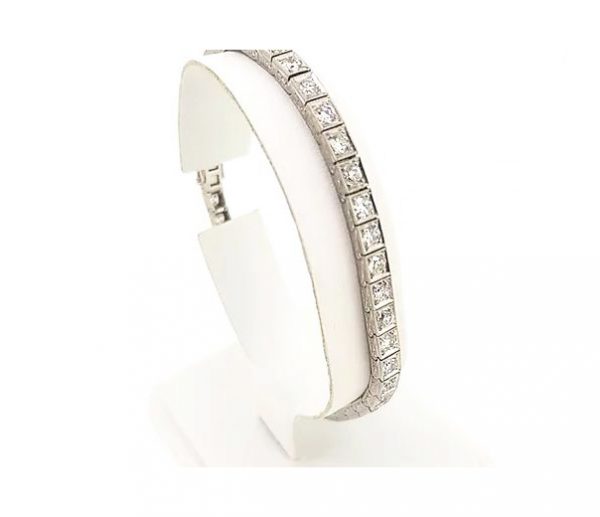 Antique Edwardian Diamond and Platinum Line Bracelet, 5.00 carat total