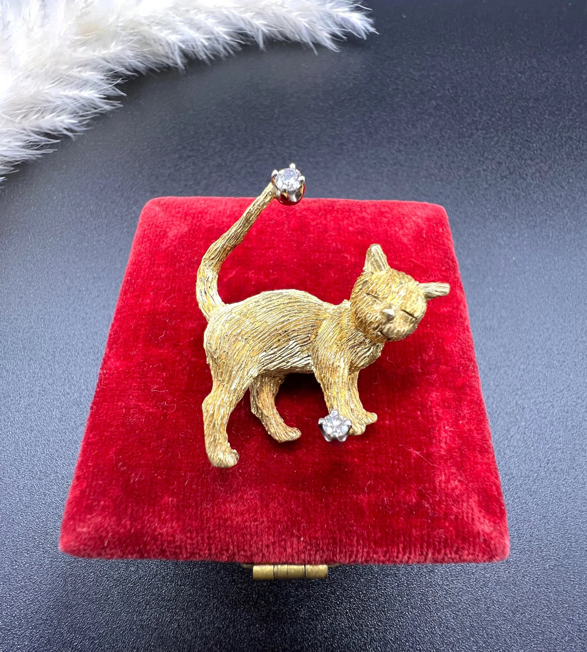 Vintage 18 Carat Yellow Gold Diamond Cat Brooch, Circa 1980