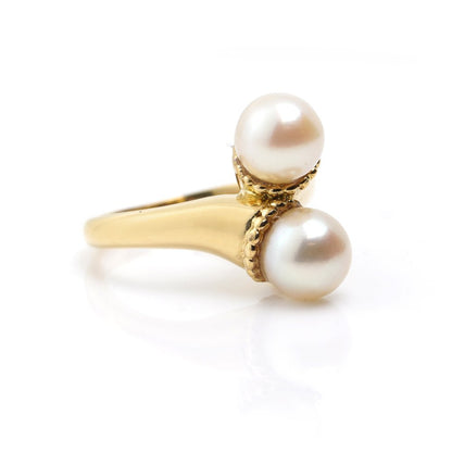 Van Cleef and Arpels Pearl Toi et Moi Crossover Ring