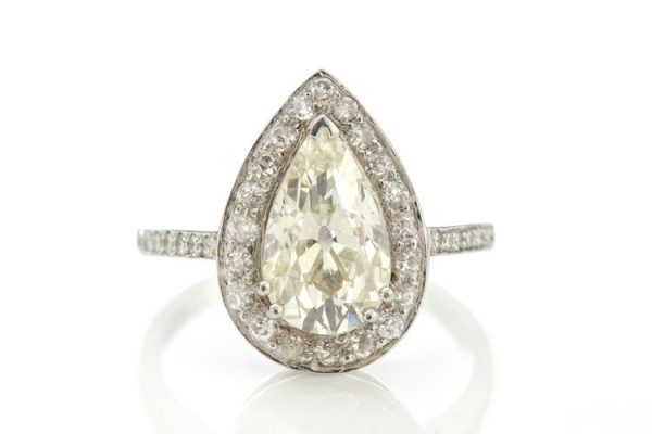 Contemporary 2.40ct Diamond and Platinum Pear Shaped Cluster Ring