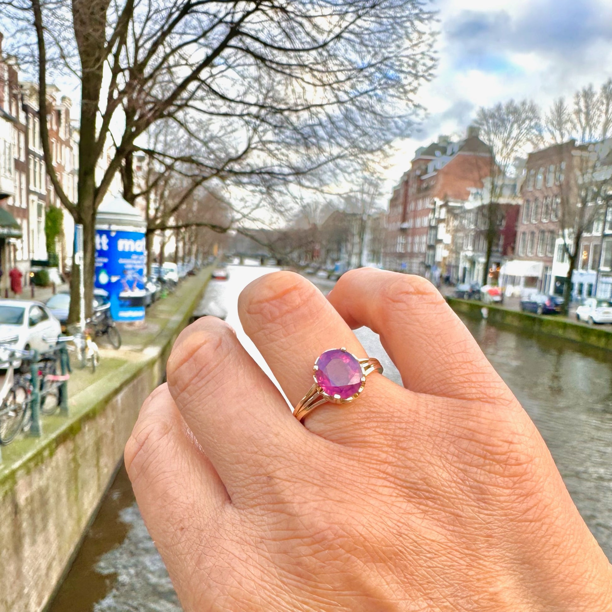 14 Carat Yellow Gold Oval Ruby Solitaire Ring, 3.06 Carats
