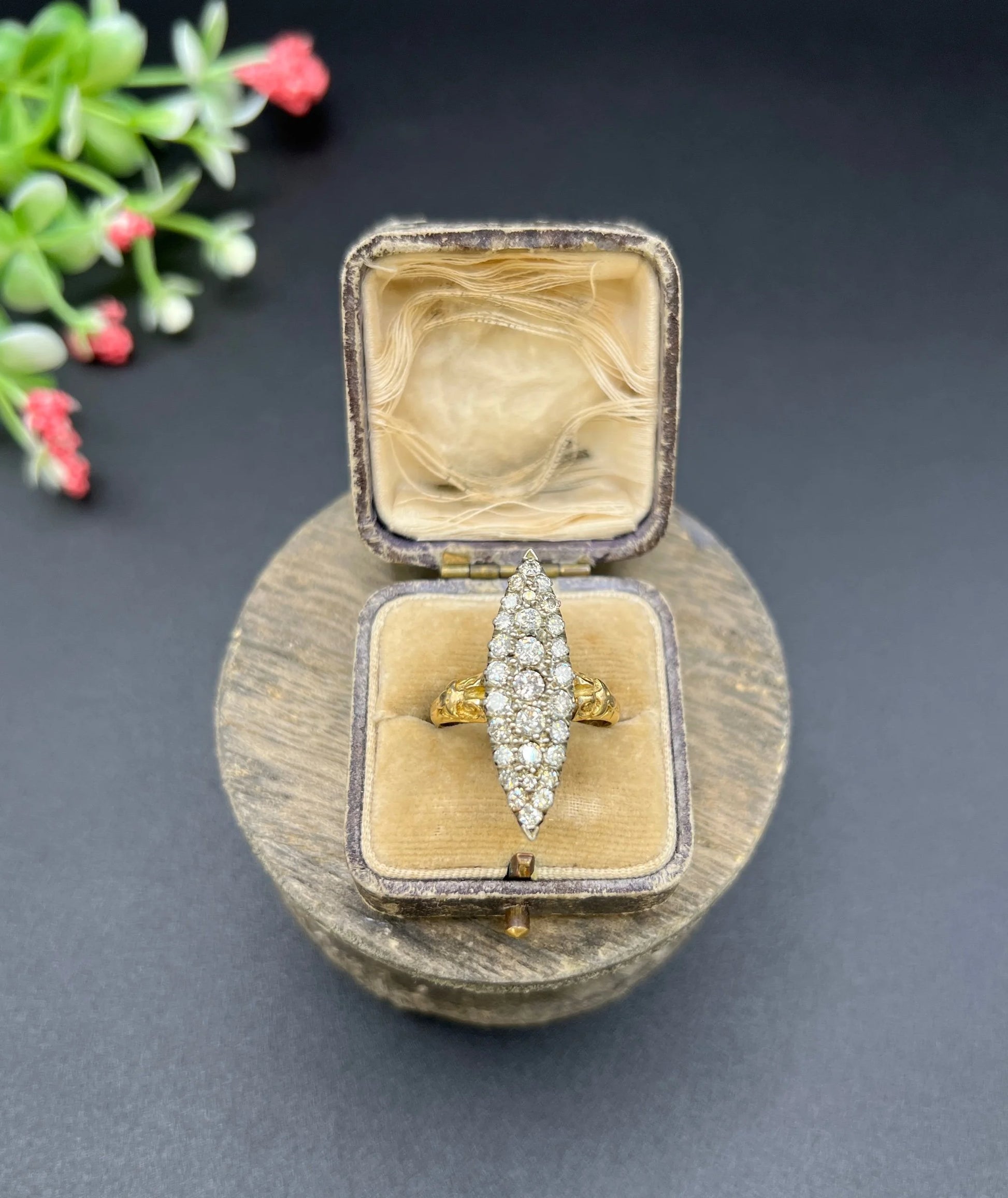 Victorian 18 Carat Yellow Gold Diamond Marquise/Navette Ring, 2.20 Carats