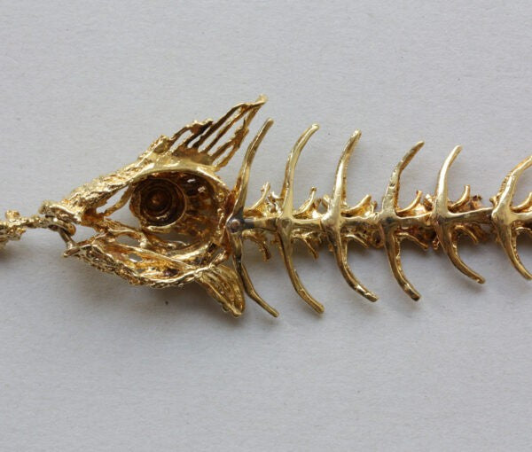 Vintage 18ct Yellow Gold and Enamel Articulated Fish Bone Pendant