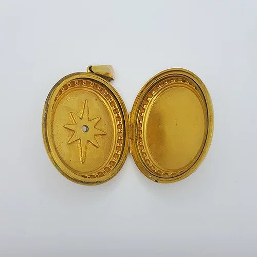 Antique 15ct Gold Locket Pendant with Old Cut Diamond
