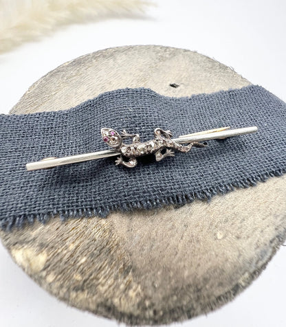 Antique 15ct Gold & Platinum, Victorian Diamond Lizard Brooch