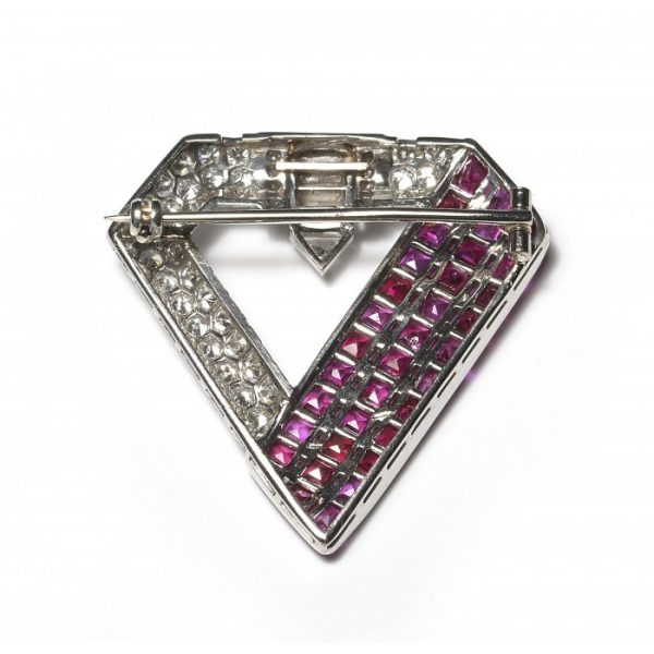 Vintage 1940s Ruby Diamond and Platinum Brooch. Rubies 5.25 carats. Diamonds 3.50 carats