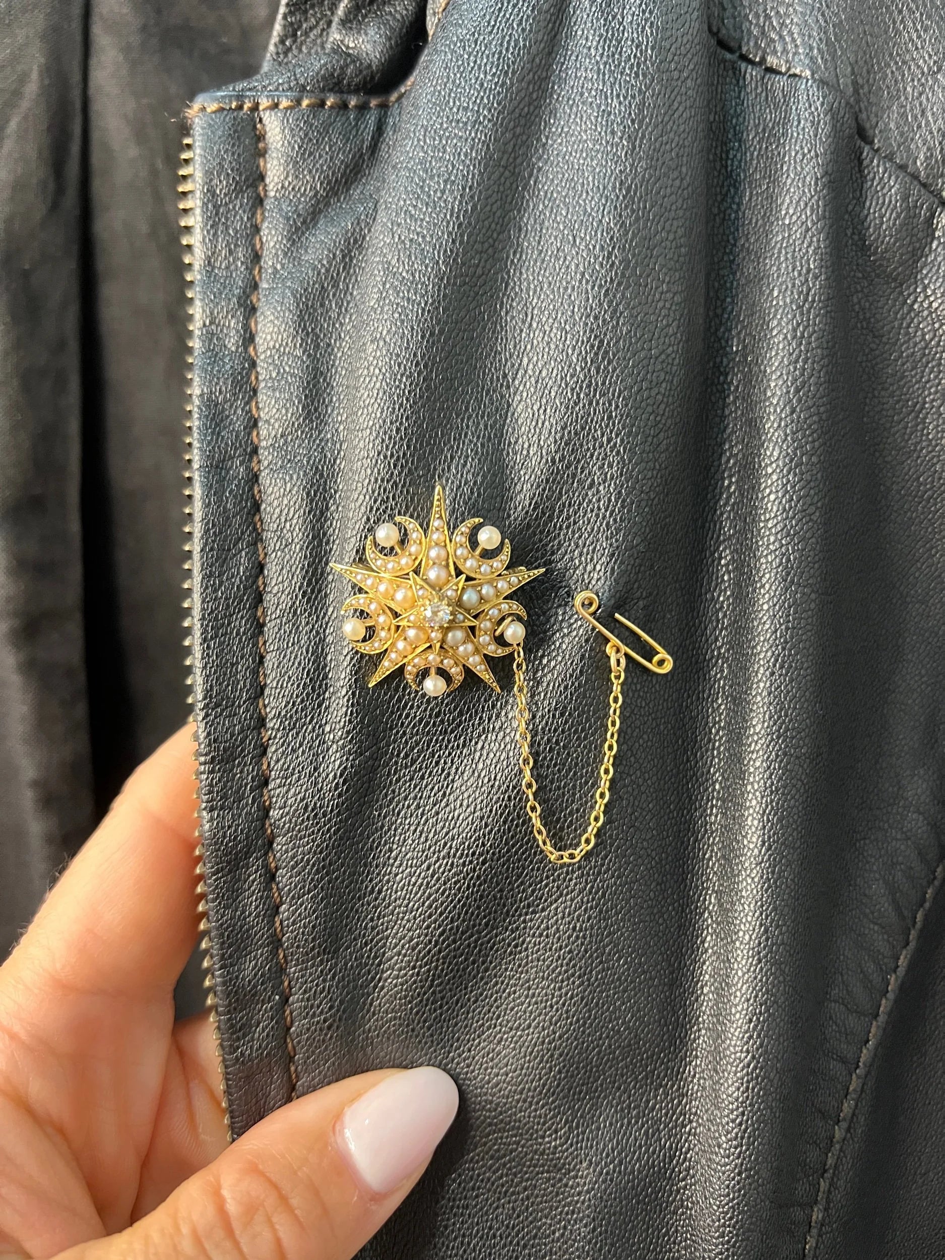 Antique 15 Carat Yellow Gold Diamond and Seed Pearl Crescent Star Brooch/Pendant
