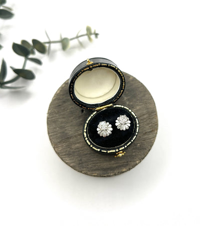 Vintage 0.95ct Diamond Stud Earrings with Screw Back Fittings in Platinum