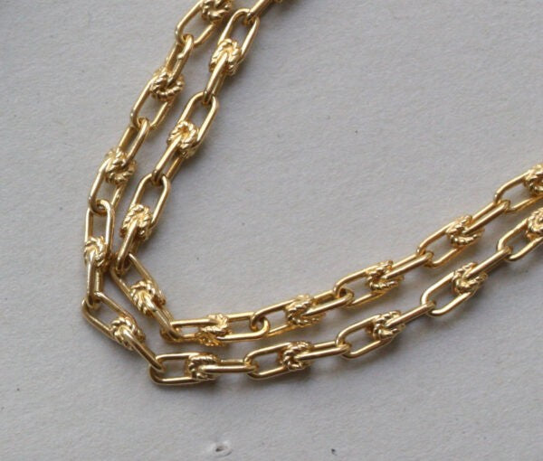 Vintage 18ct Yellow Gold and Enamel Articulated Fish Bone Pendant