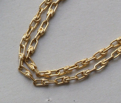 Vintage 18ct Yellow Gold and Enamel Articulated Fish Bone Pendant