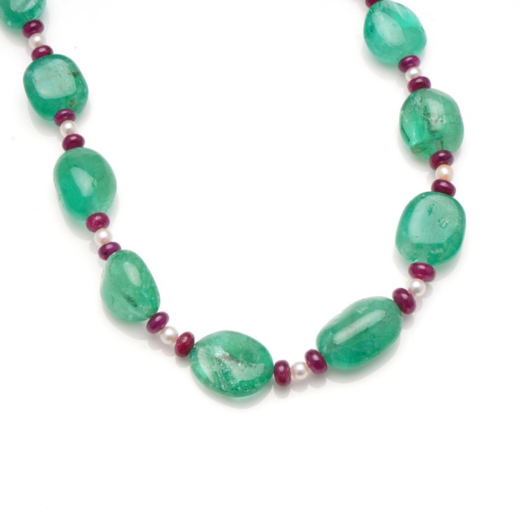 Art Deco Cabochon Emerald Bead Necklace with Rubellites and Seed Pearls, diamond set platinum hidden box clasp