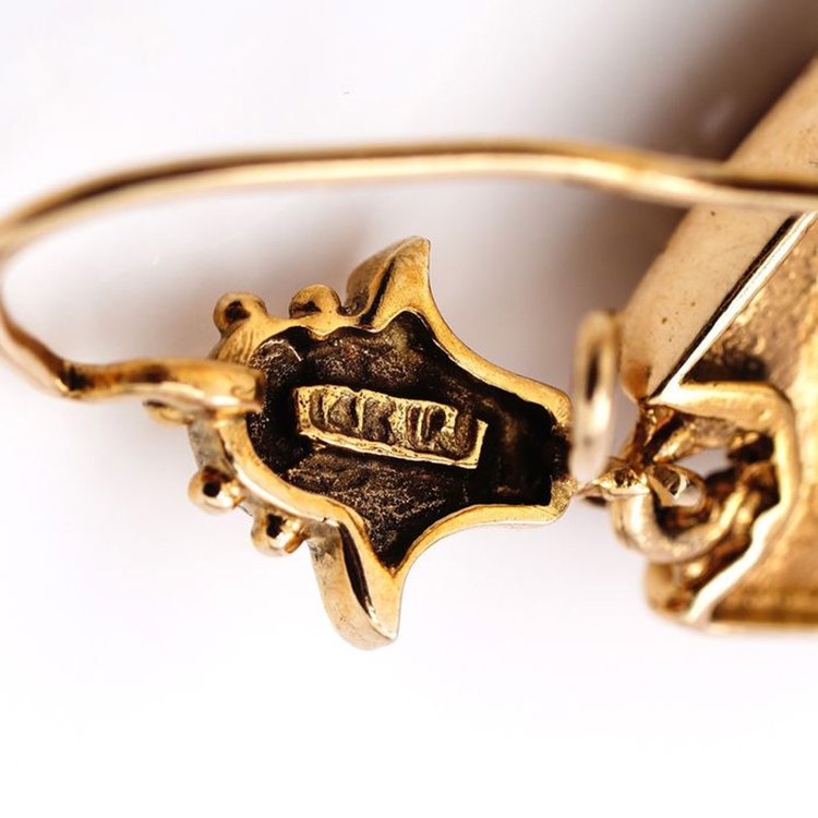 Vintage 3ct Garnet and Gold Drop Earrings