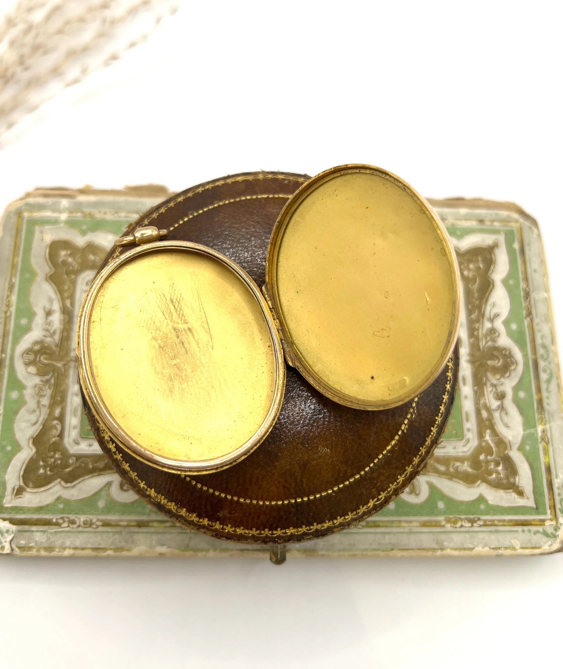 Victorian 15 Carat Yellow Gold Large Floral Engraved Oval Locket, Circa 1880