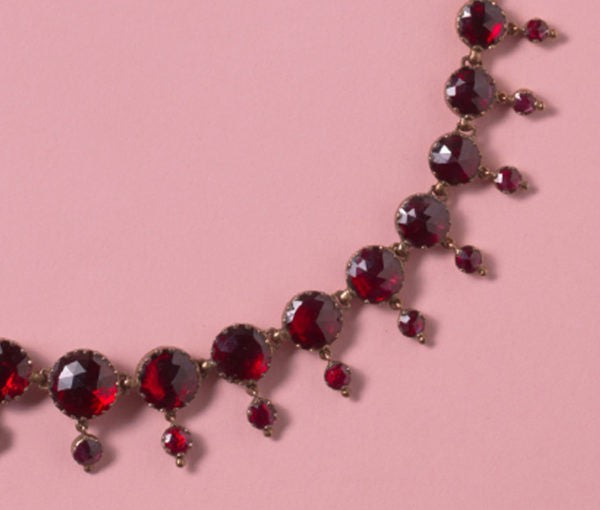 Antique Victorian Graduated Perpignan Garnet Fringe Necklace; set with rose-cut rhodolite garnets, foil backed, garnet set clasp