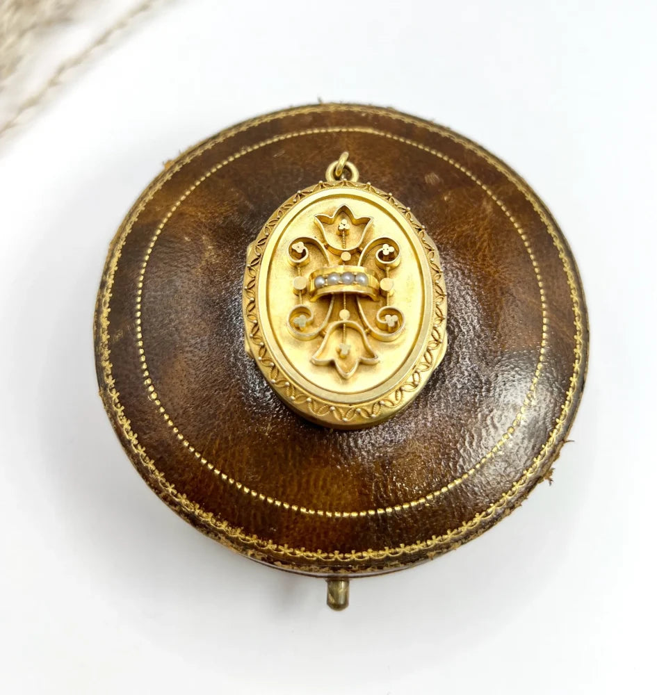 Victorian Fancy Locket With Seed Pearls In 15 Carat Yellow Gold
