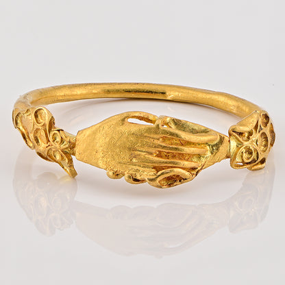 Rare Antique 14th 15th Century High Carat 22ct 24ct Gold Fede Ring, Interlocking Hands, from a private Italian collection