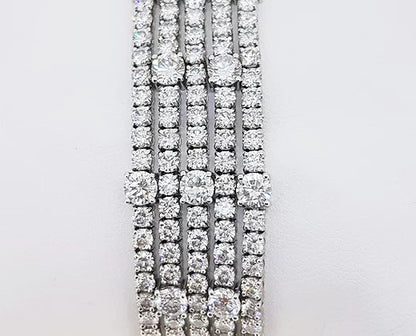 31.50 carat Diamond Five Line Bracelet, G Colour, 18ct Gold